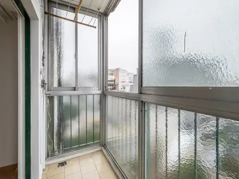VENTA DE DEPARTAMENTO 3 AMBIENTES C/ BALCÓN AL CONTRAFRENTE EN CABALLITO