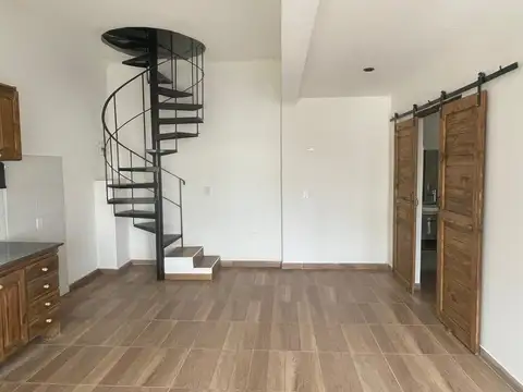 Casa 2 ambientes con 1 baño