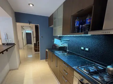 Casa 3 ambientes con 3 baños