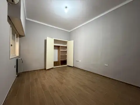 Depto Tipo Casa en Alquiler en Villa del Parque, $ 1.400.000