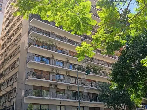 Avenida Luis María Campos 1400