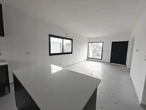 Casa en venta en Santa Elena Pilar del Este