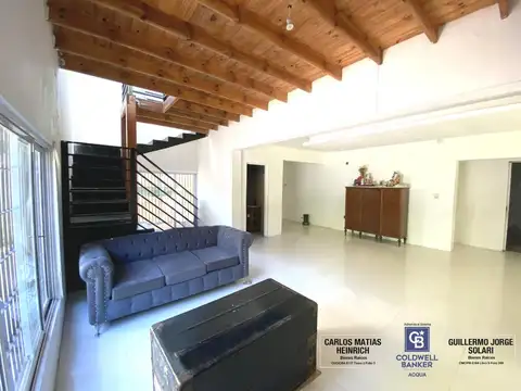 Venta de Casa 4 ambientes con pileta y jardín en Rincón de Tortuguitas