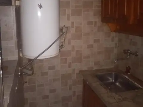 Depto Tipo Casa 2 ambientes con 1 baño
