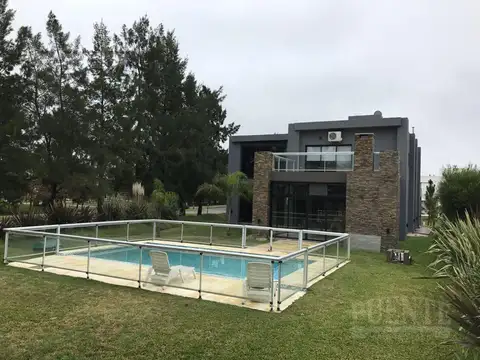 Casa en Alquiler en El Lauquen, USD 1.500