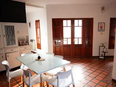Hermosa casa 3 Dormitorios en Excelente Ubicación