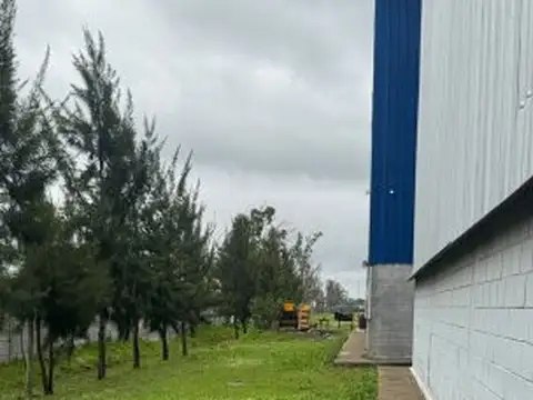 Galpon en Alquiler en Loma Hermosa, USD 9.750