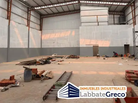 Galpon en Alquiler 35  mts Fondo