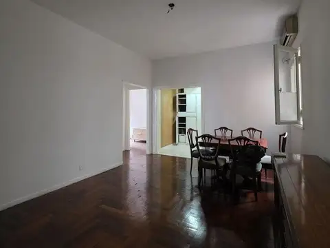 Virrey Olaguer Y Feliú 2400, Piso 1