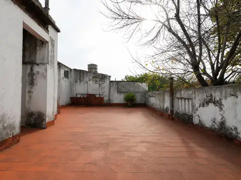 VENTA PH 4 AMBIENTES VILLA REAL TERRAZA COCHERA