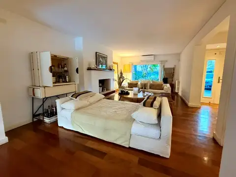 Casa en Alquiler en Acassuso Vias  /  Santa Fe, USD 6.500