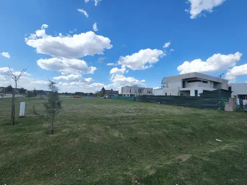 LOTE BARRIO EL PRINCIPADO  CON PLANOS APROBADOS