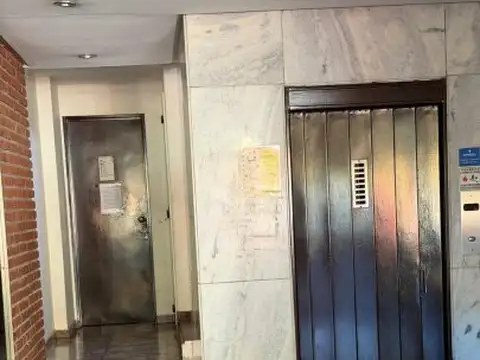 VENTA DEPARTAMENTO EN FLORESTA DE 3 AMBIENTES