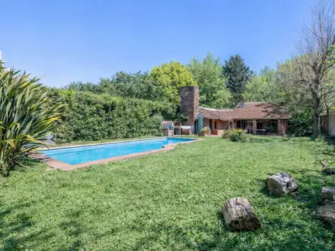 Venta lote de 818m2 con casa 3amb. Pilar km 39,