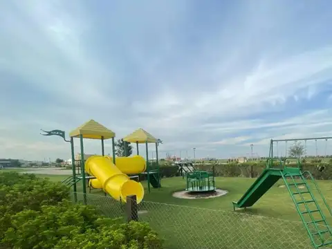 Terreno en Venta 30  mts Fondo