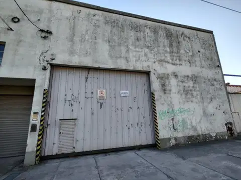 Andrés Del Pino 700