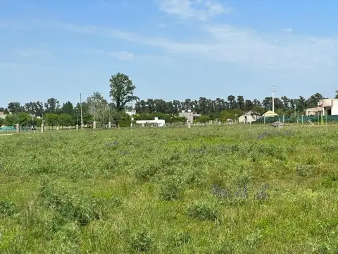TERRENO EN VENTA PILAR VENTA SIN EXPENSAS SEMICERADO