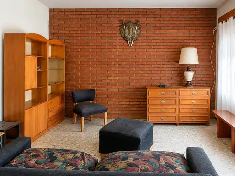 Casa en Venta en Castelar Norte, USD 79.000