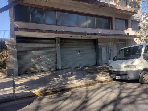 COCHERA CUBIERTA EN 1ER PISO -