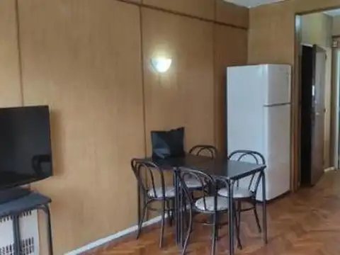 Lavalle 1700, Piso 8