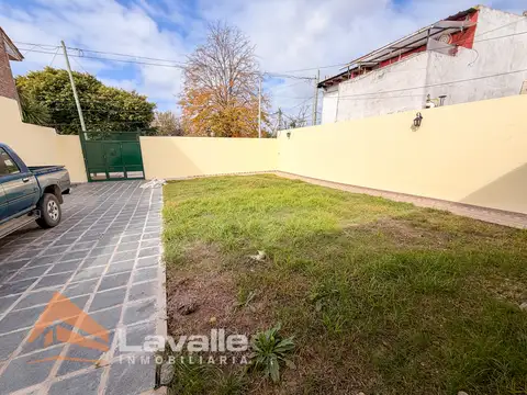 Casa en Venta en Ezpeleta Este, USD 75.000