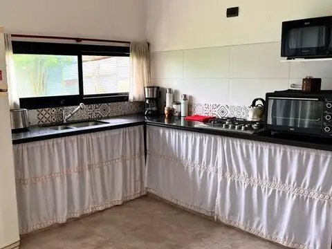 Casa 2 ambientes con 1 baño