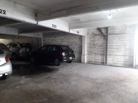 Cochera en alquiler en  zona centrica de rampa 24 horas tres turnos vigilancia martin rampa