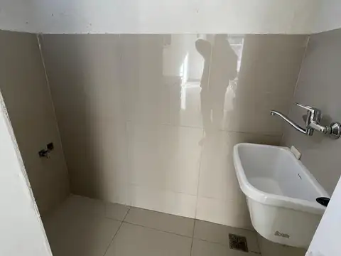 HERMOSO Y AMPLIO 3 AMB, PURA JERARQUÍA 