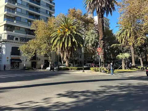 Oficina 2 ambientes con 1 baño