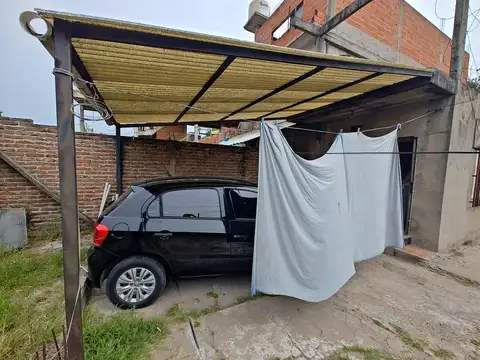 Casa 4 ambientes con 1 baño