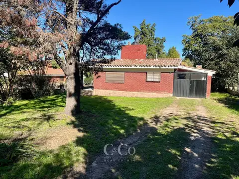 Casa en Venta con 1 cochera