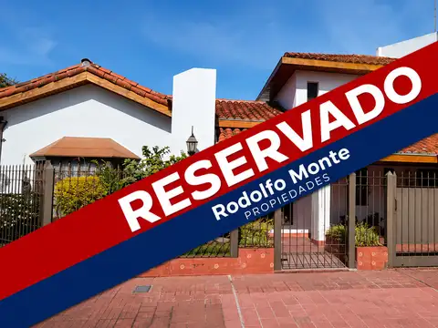 Chalet Cuatro Dorm. Quincho Jardin Pileta en Venta en Martínez