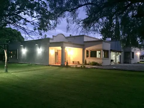 VENTA CASA QUINTA EN SAN RAFAEL