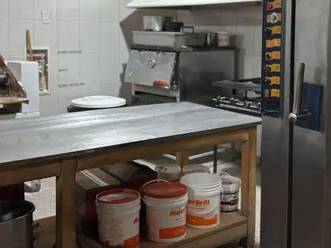 llave de negocio- local y casa en construccion