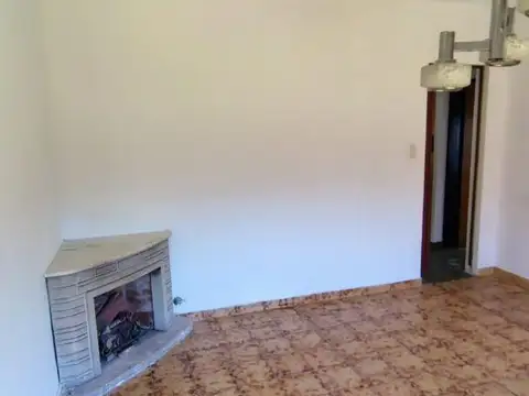 Casa en Alquiler en Moron, $ 1.070.000