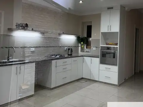Casa de dos dormitorios en venta