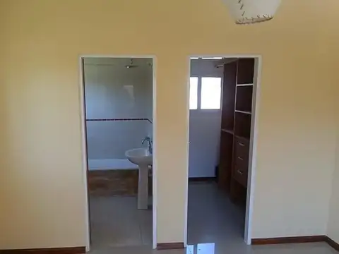 Casa en Venta en Malibu, USD 200.000