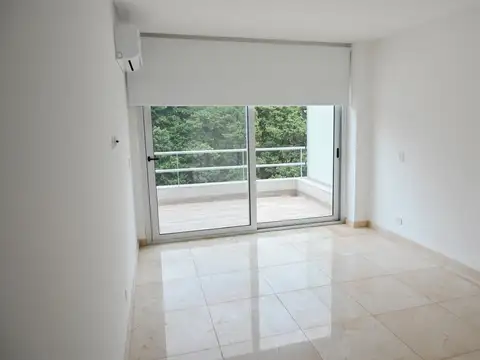Departamento 4 ambientes con 3 baños