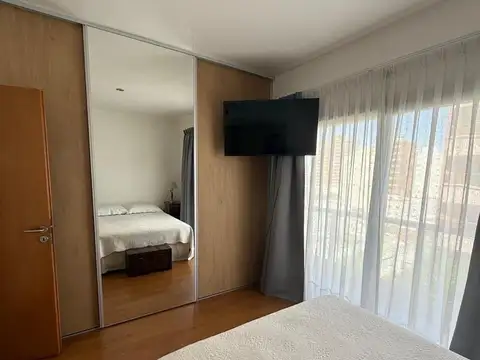 Calle 9 e/ 43 y 44 500