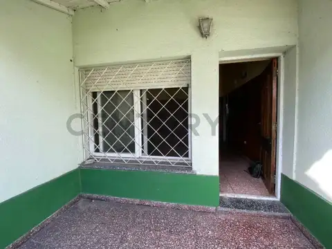 13 bis 517 y 518 , Piso 0