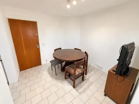 Departamento en Alquiler en Centro, $ 700.000