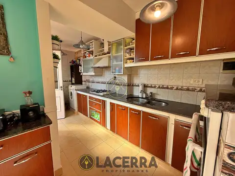 Depto Tipo Casa 5 ambientes con 2 baños