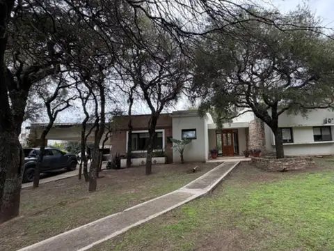 Venta casa 3 dormitorios Causana
