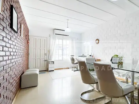 Depto Tipo Casa en Venta de 2 dormitorios