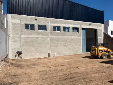 Galpon en Venta en Villa Adelina, USD 830.000