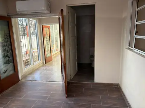 Depto Tipo Casa en Alquiler 40 años