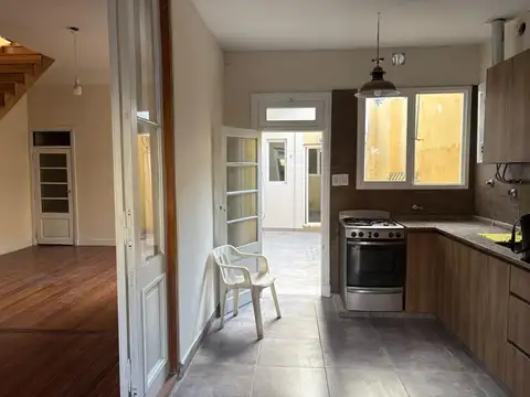 Depto Tipo Casa en Alquiler en Agronomía, $ 1.900.000