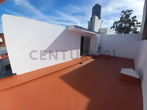 Departamento en Alquiler en Santos Lugares, $ 850.000
