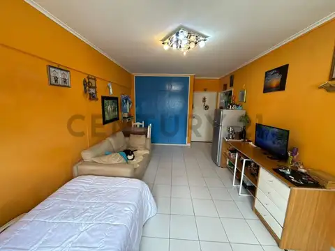Combate De Los Pozos 600, Piso 666