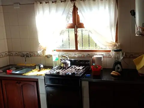 Los Tulipanes Esq. Las Azucenas